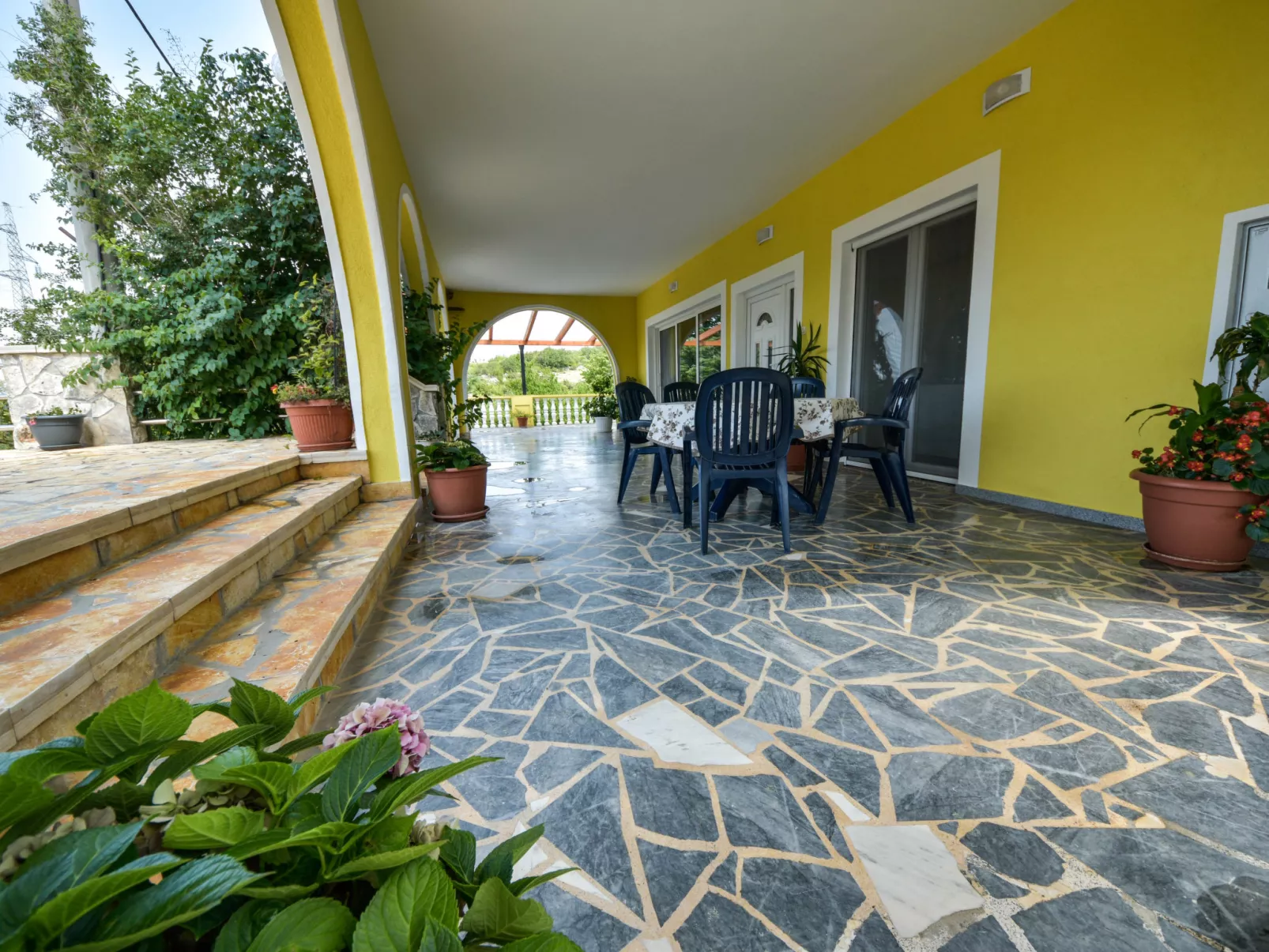 Villa Luka-Outside