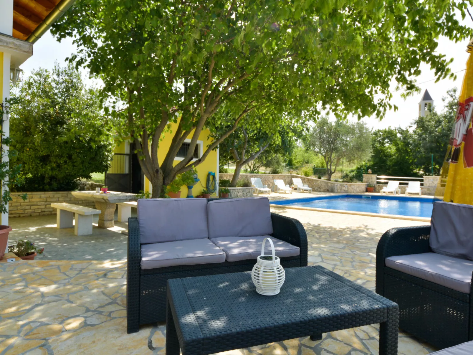 Villa Luka-Outside