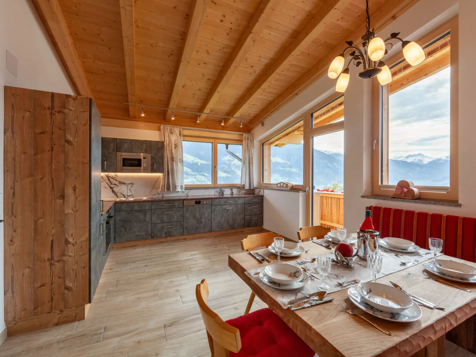 Chalet Spatn-Inside