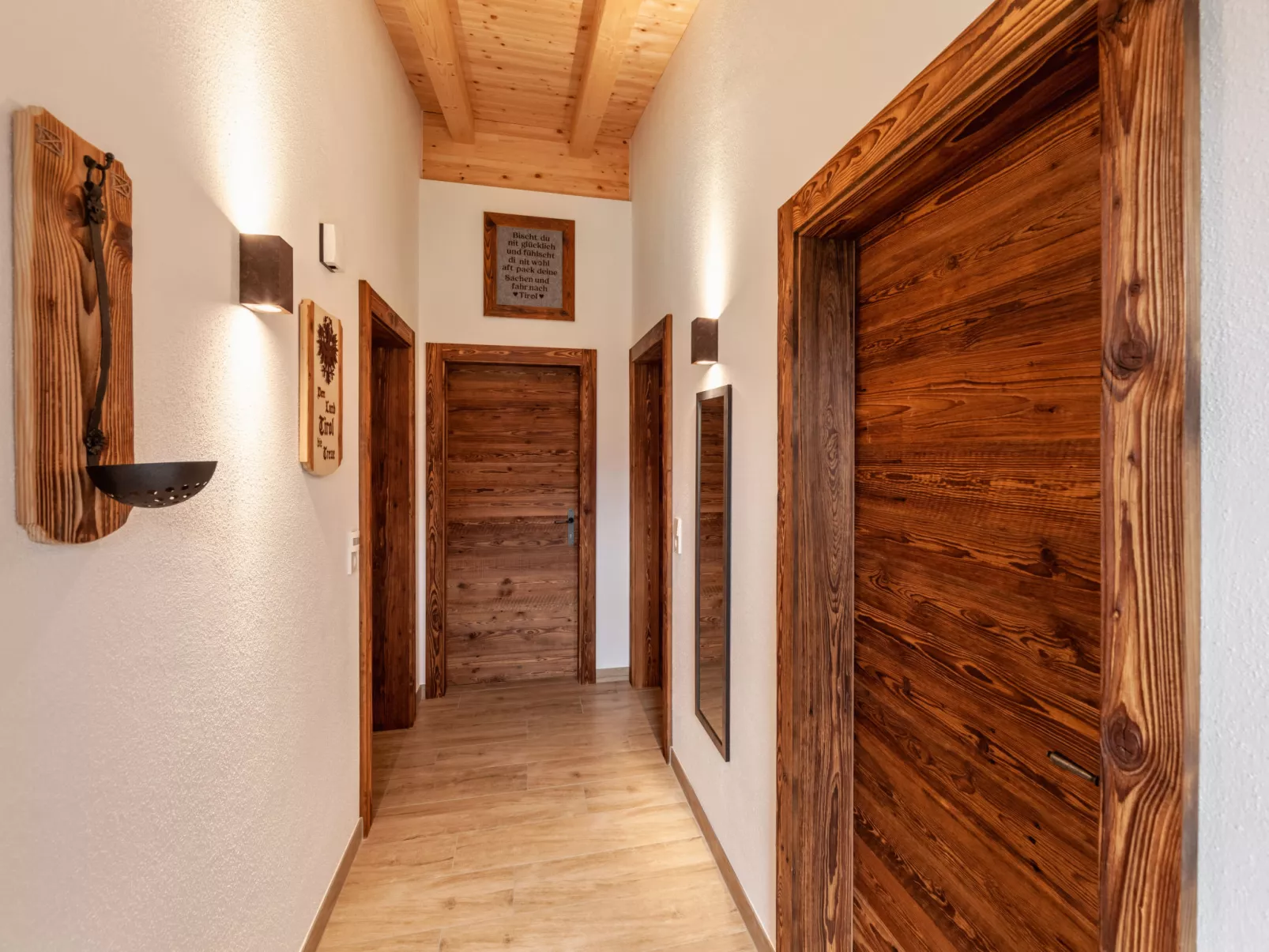 Chalet Spatn-Inside