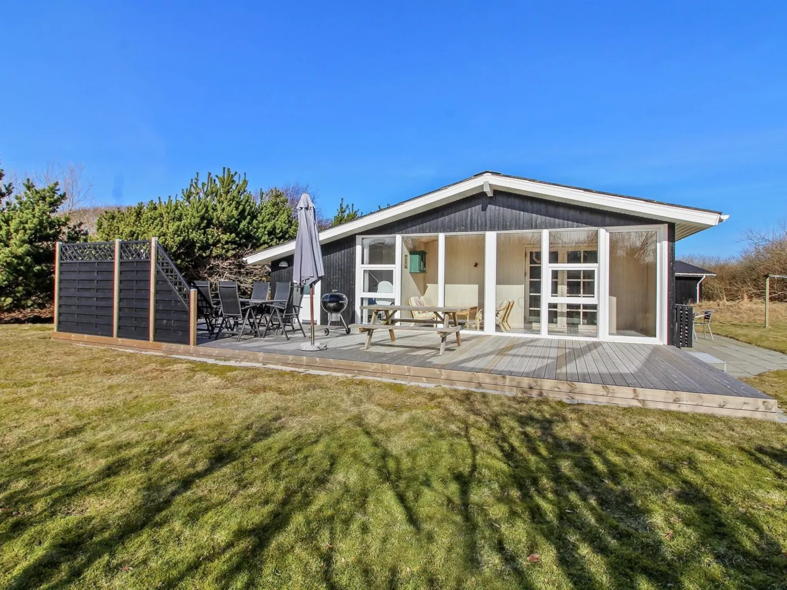 "Andine" - 1.2km from the sea-Outside