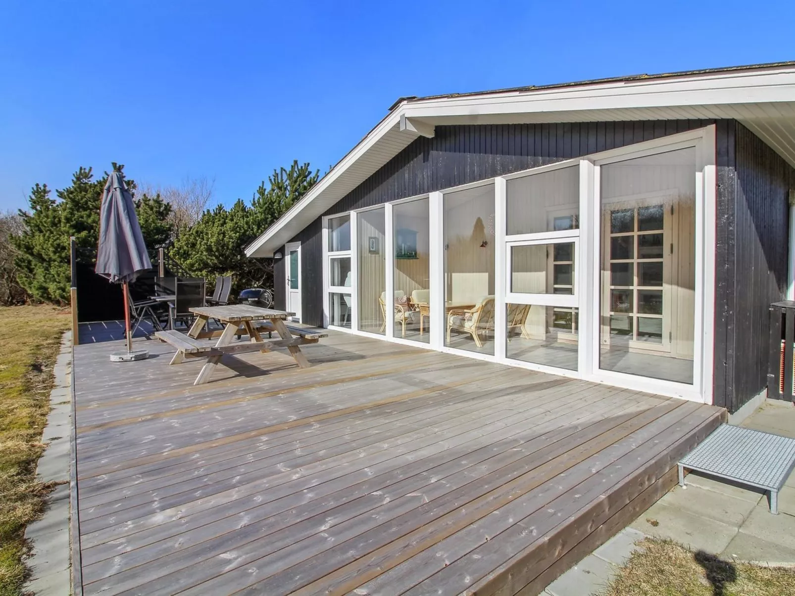 "Andine" - 1.2km from the sea-Outside