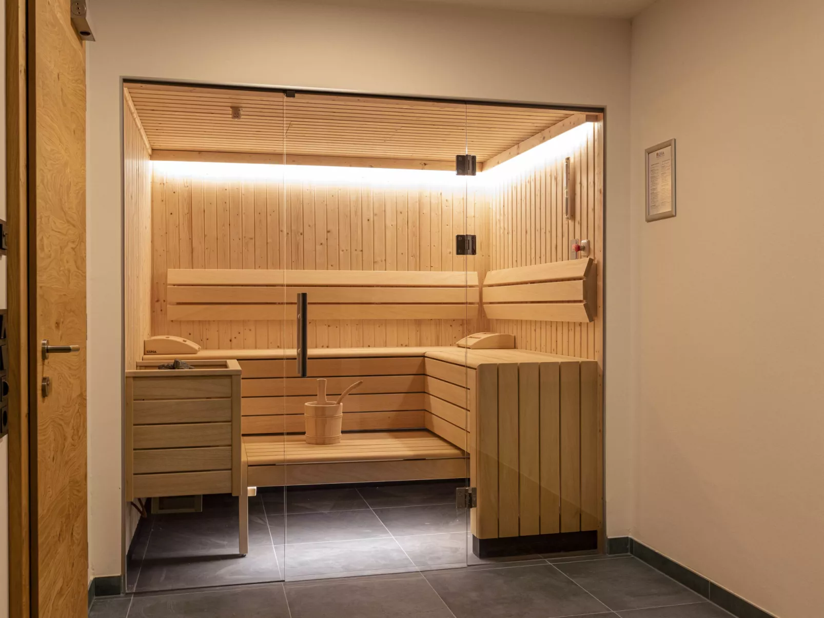 Superior für 10 Personen mit Sauna-Drinnen