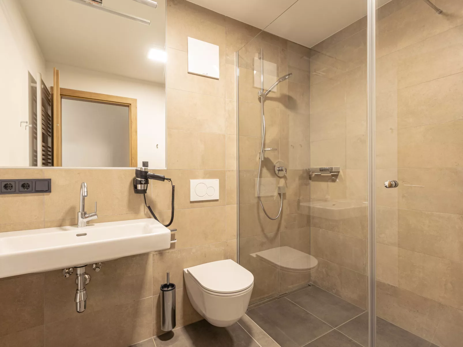 Superior für 10 Personen mit Sauna-Drinnen