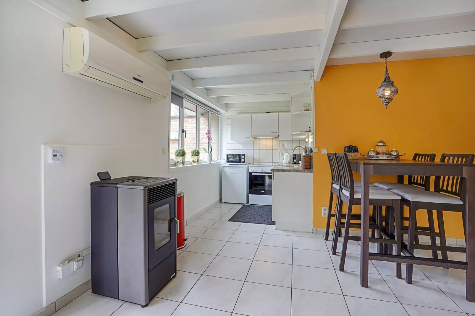 Sonnevijver NR A50-Salle à manger