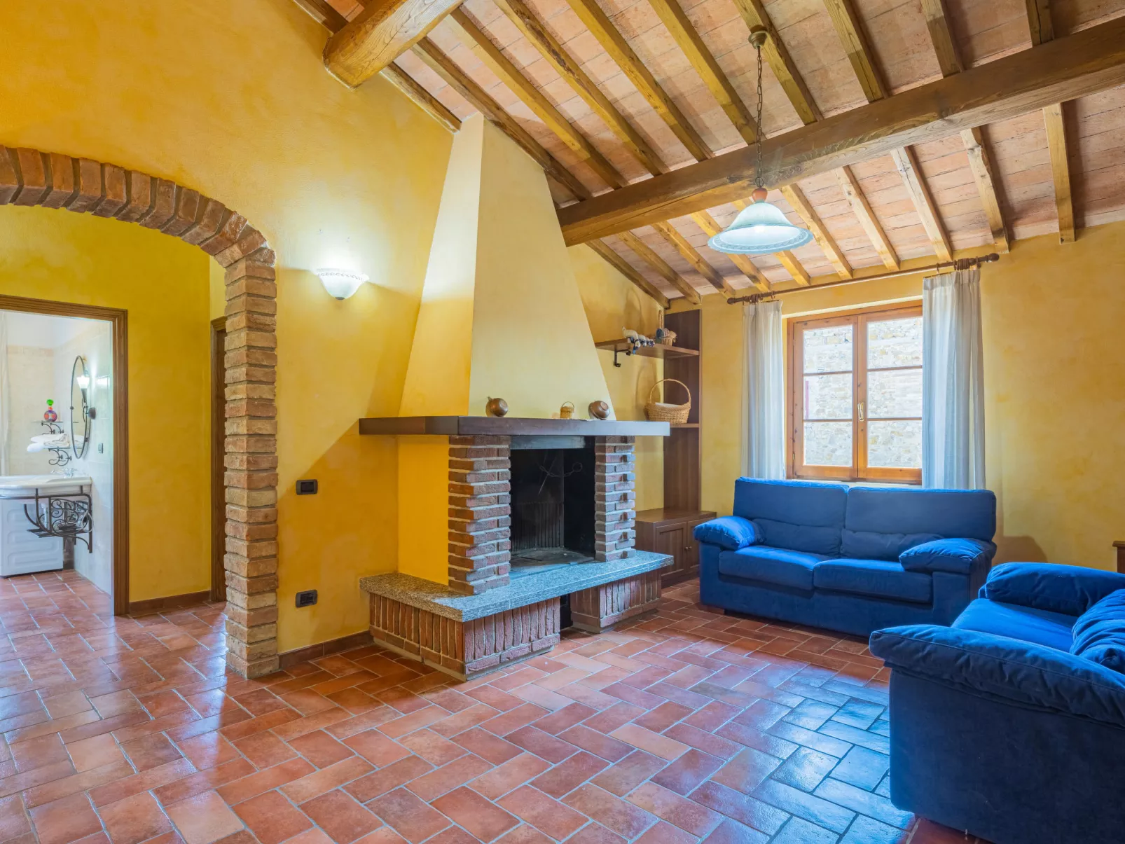 Casa Daniela (GAM310)-Inside