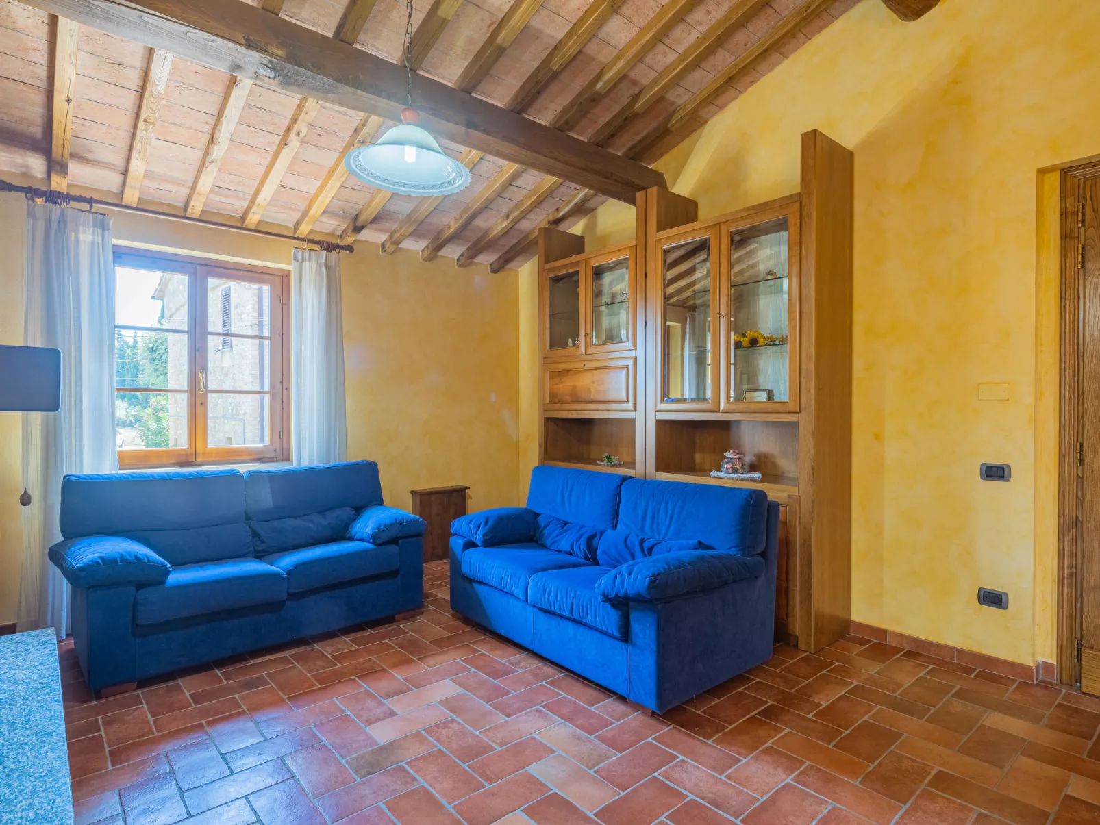 Casa Daniela (GAM310)-Inside