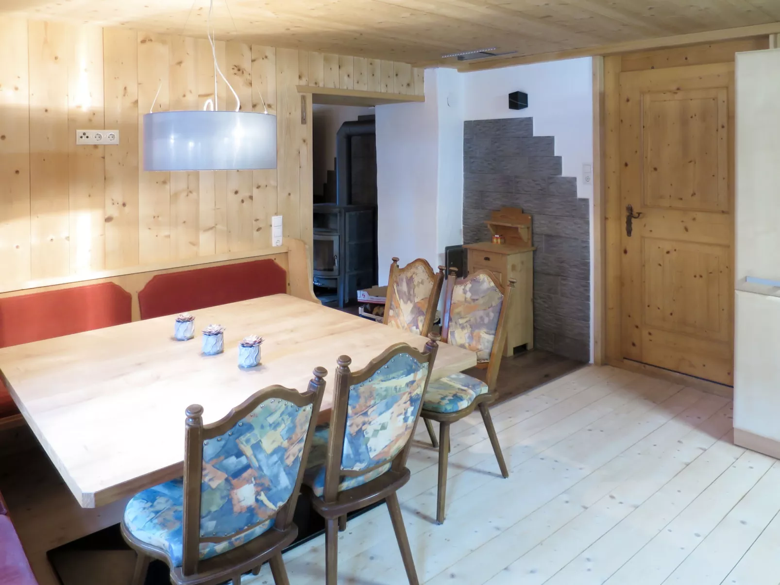 Alm Chalet-Inside