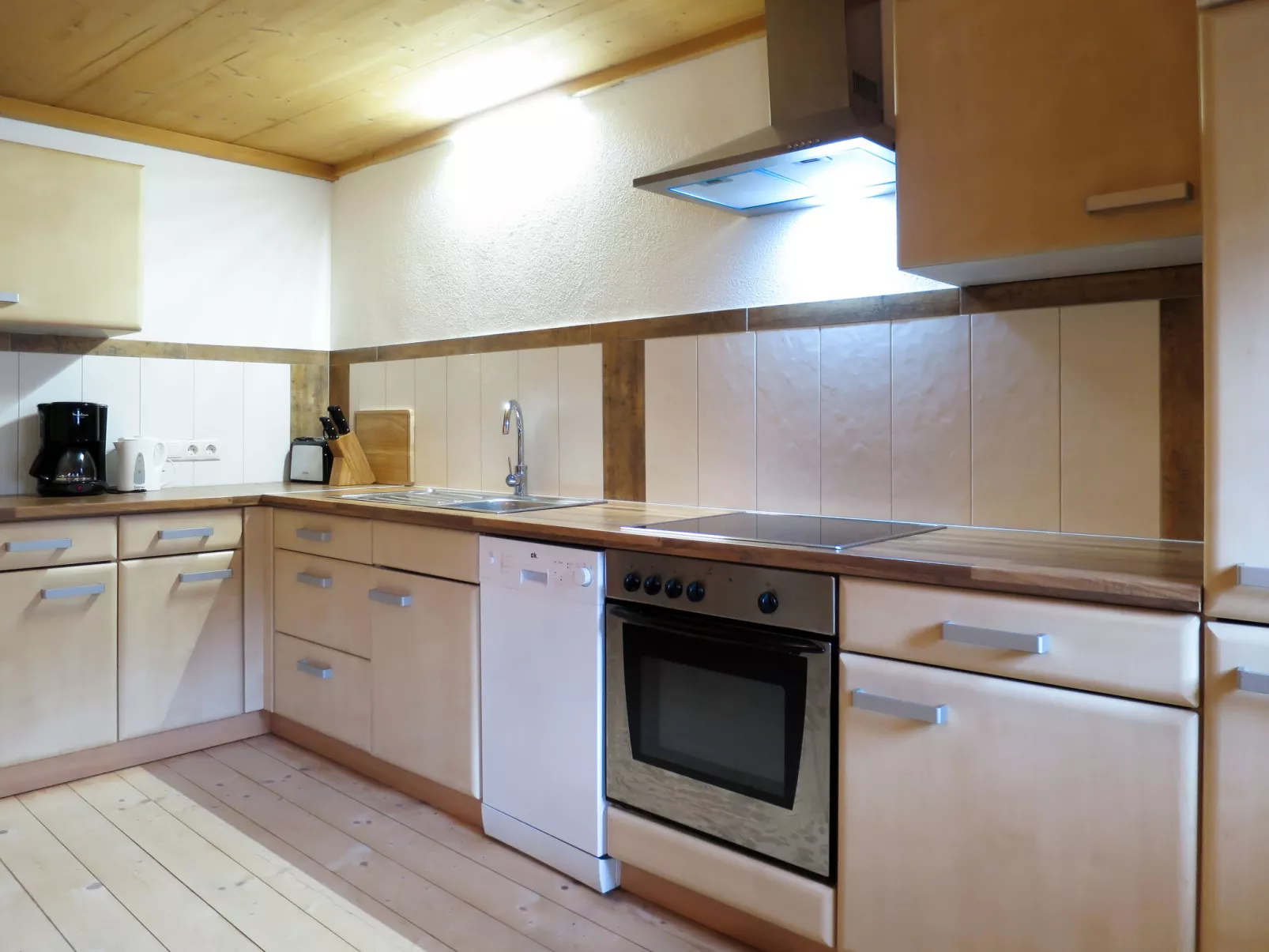Alm Chalet-Inside