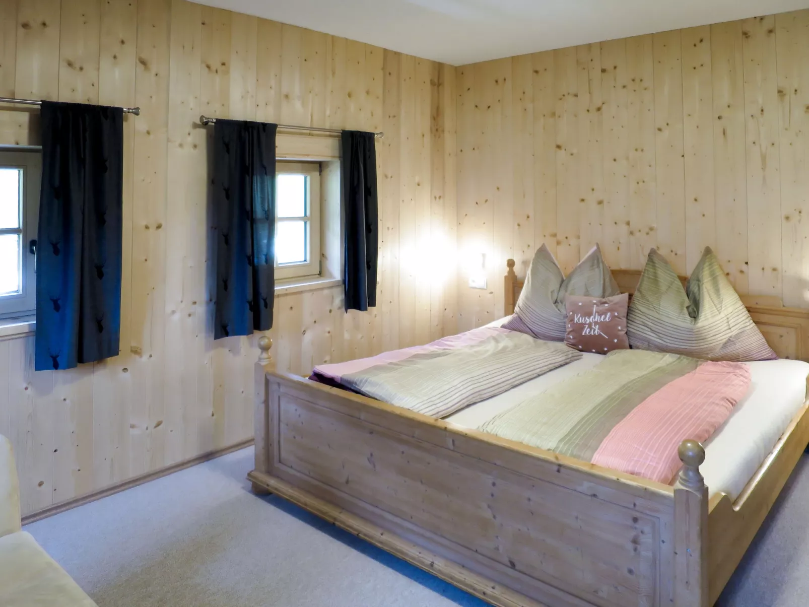 Alm Chalet-Inside