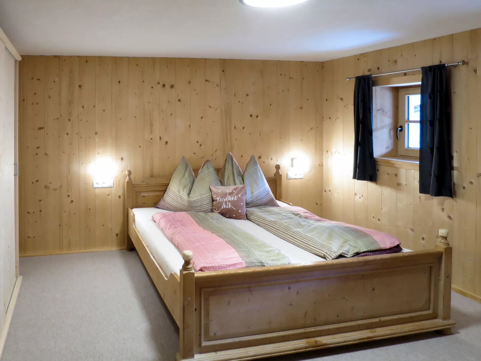 Alm Chalet-Inside