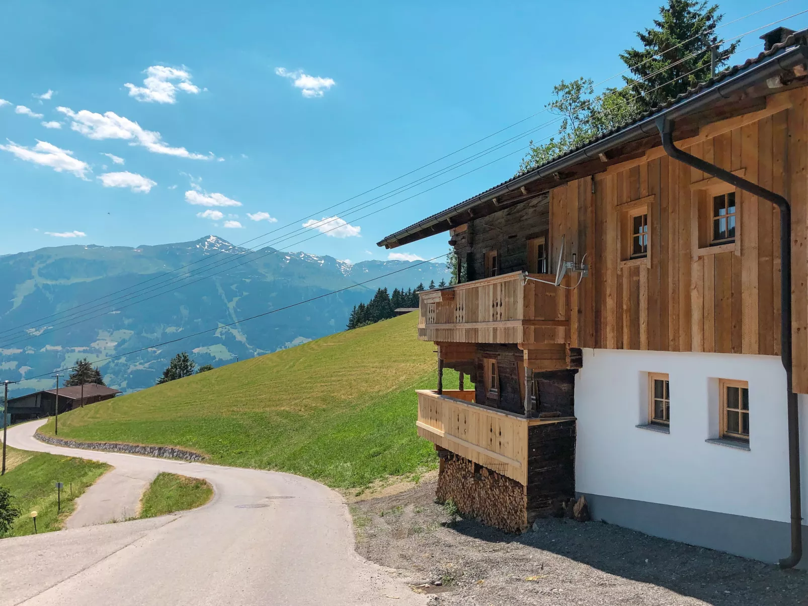 Alm Chalet-Outside