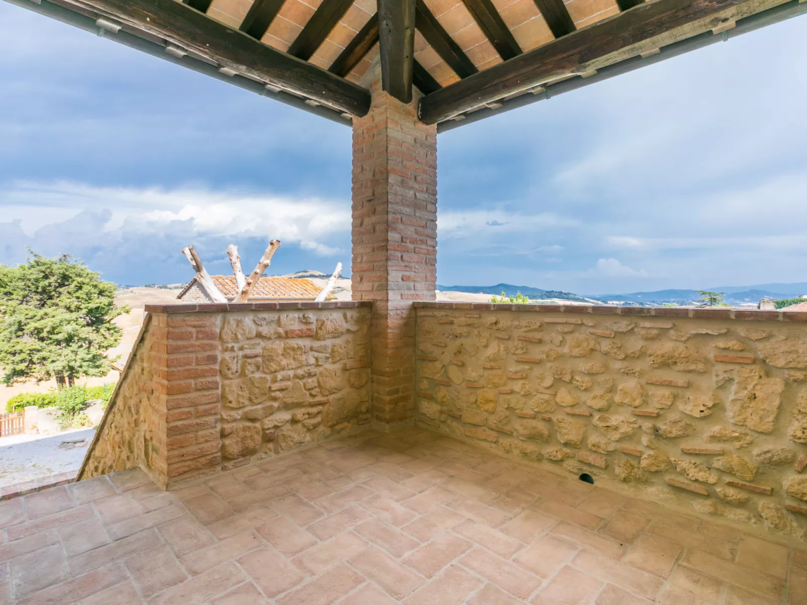 Villa Caggio-Outside