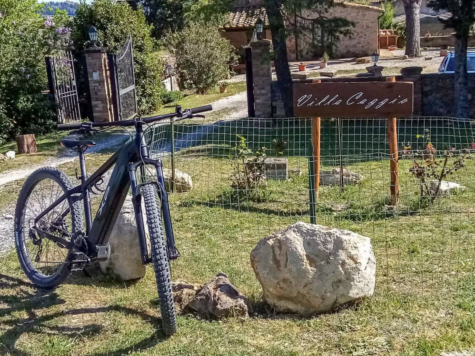 Villa Caggio-Outside