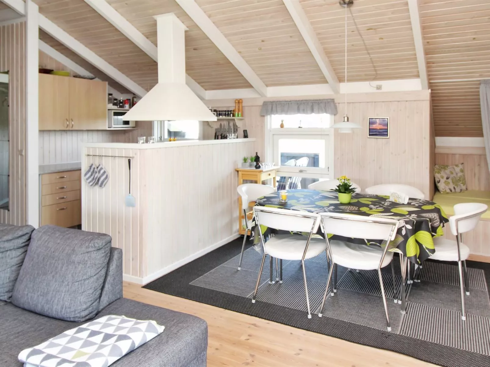 "Sina" - 300m from the sea-Inside
