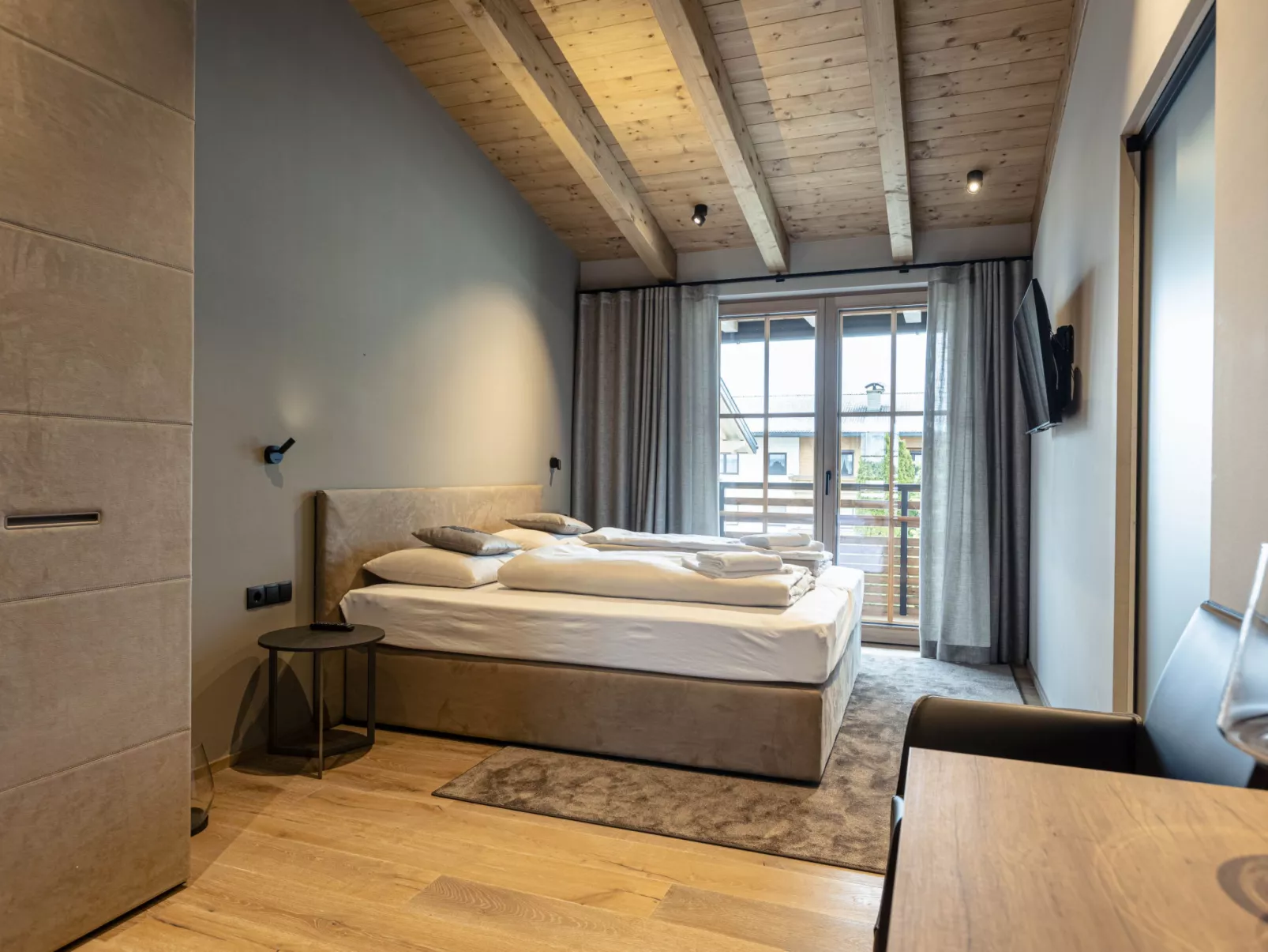 Penthouse mit 3 Schlafzimmern & Kamin-Inside
