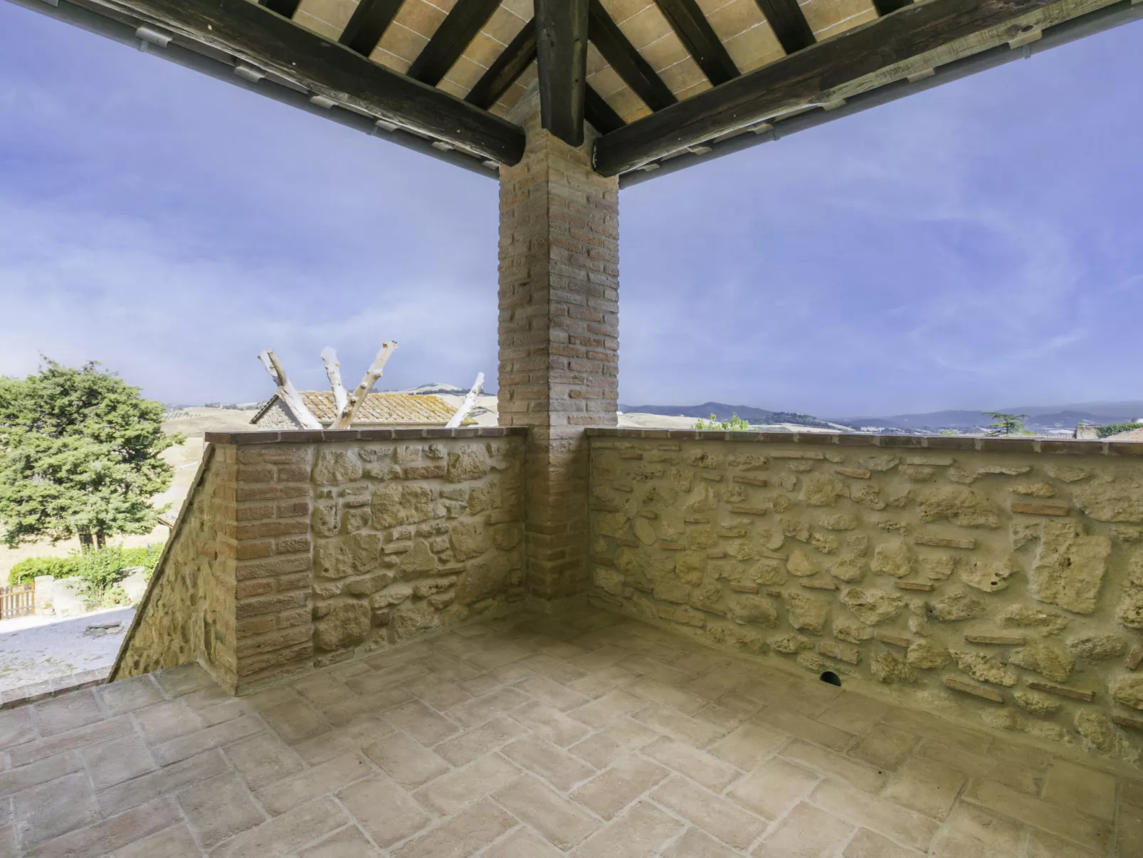 Villa Caggio-Outside