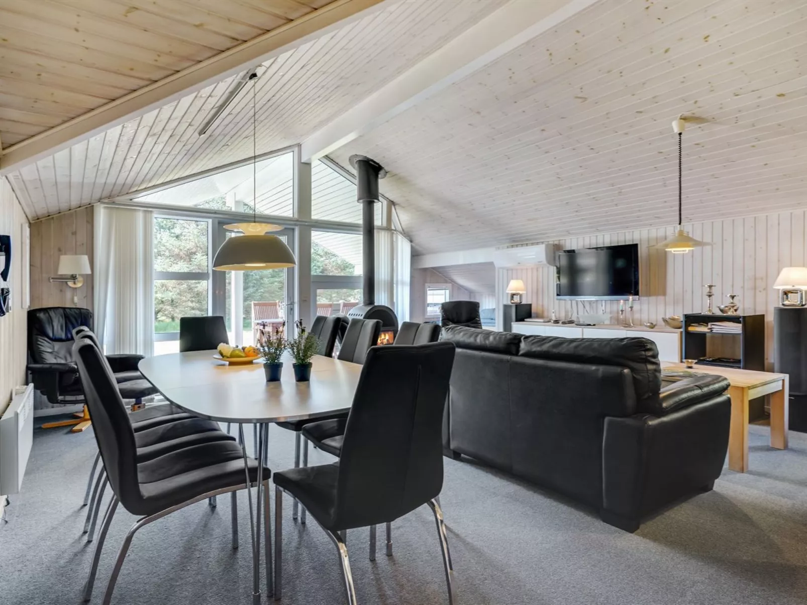 "Euphemia" - 900m from the sea-Inside