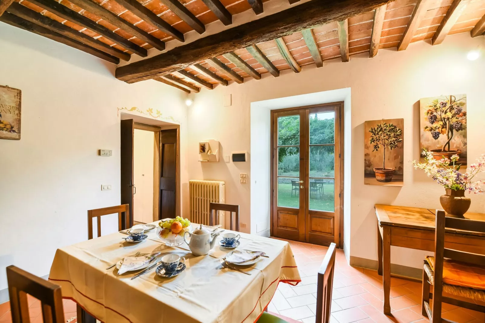 Villa San Pietro-Dining room