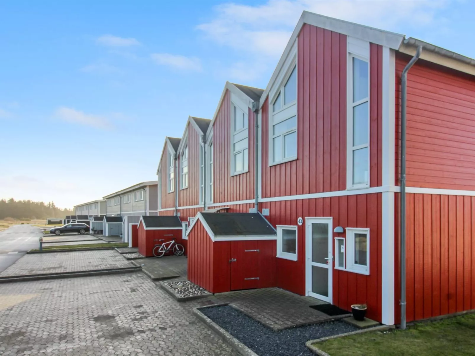 "Hariett" - 900m from the sea-Outside
