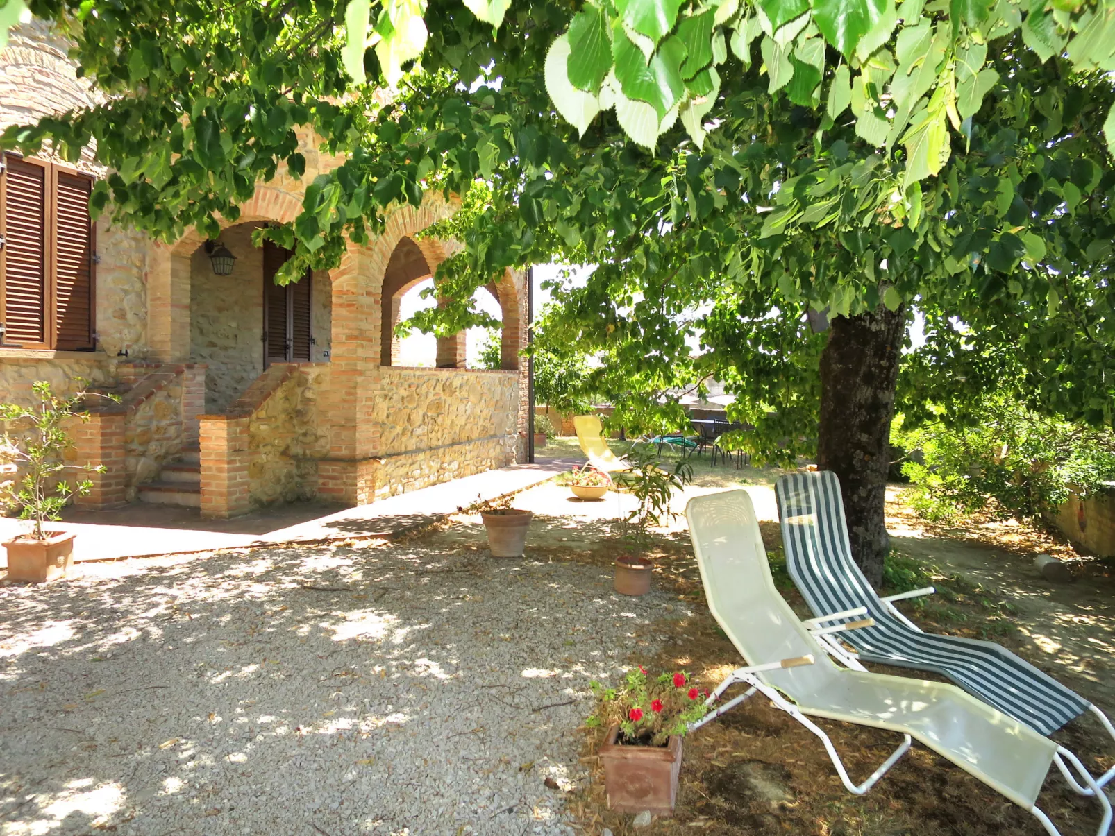 Villa Caggio-Outside