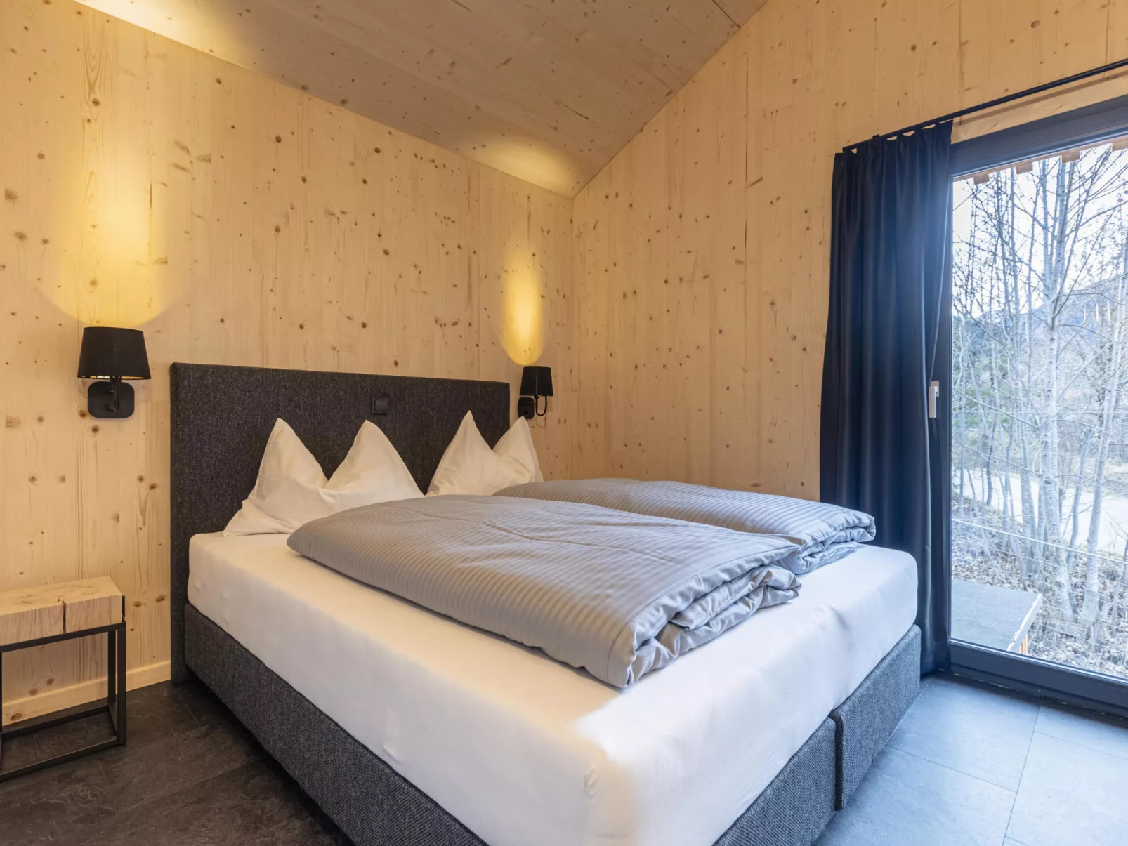 Mit 4 Schlafzimmern mit Sauna & Kamin-Inside