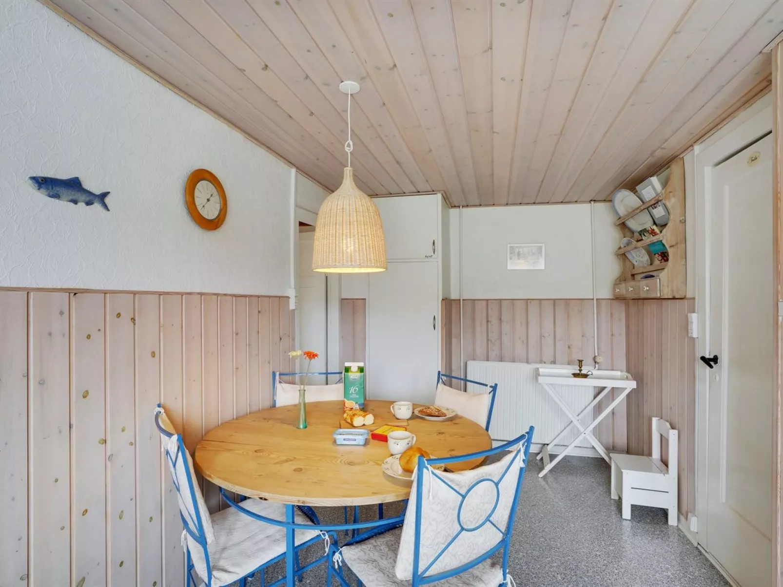 "Fransiska" -  from the sea-Inside