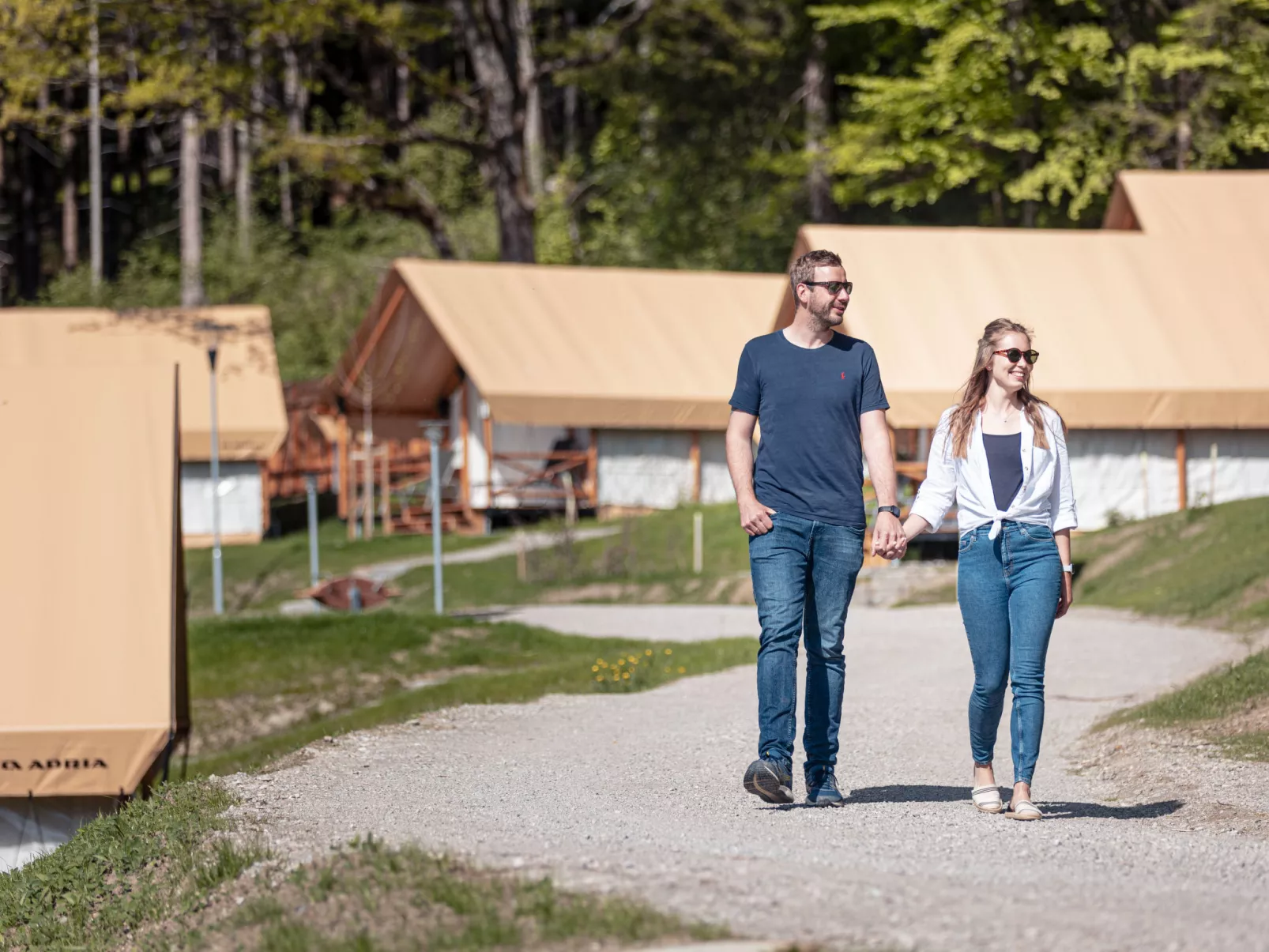 Luxuszelt Safari für 4 Personen-Outside