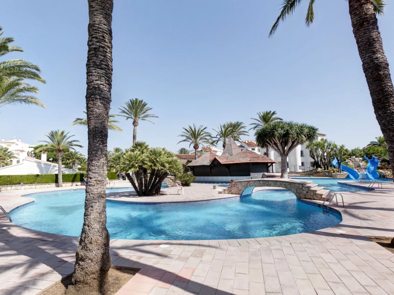 Residencia El Palmar-Outside