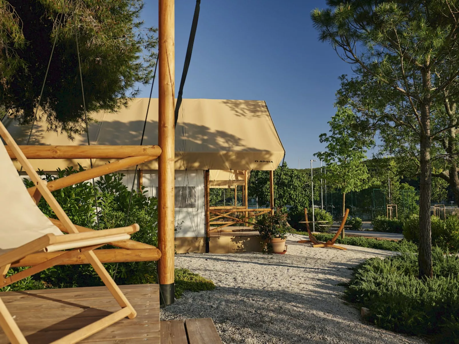 Luxuszelt Safari für 6 Personen-Outside