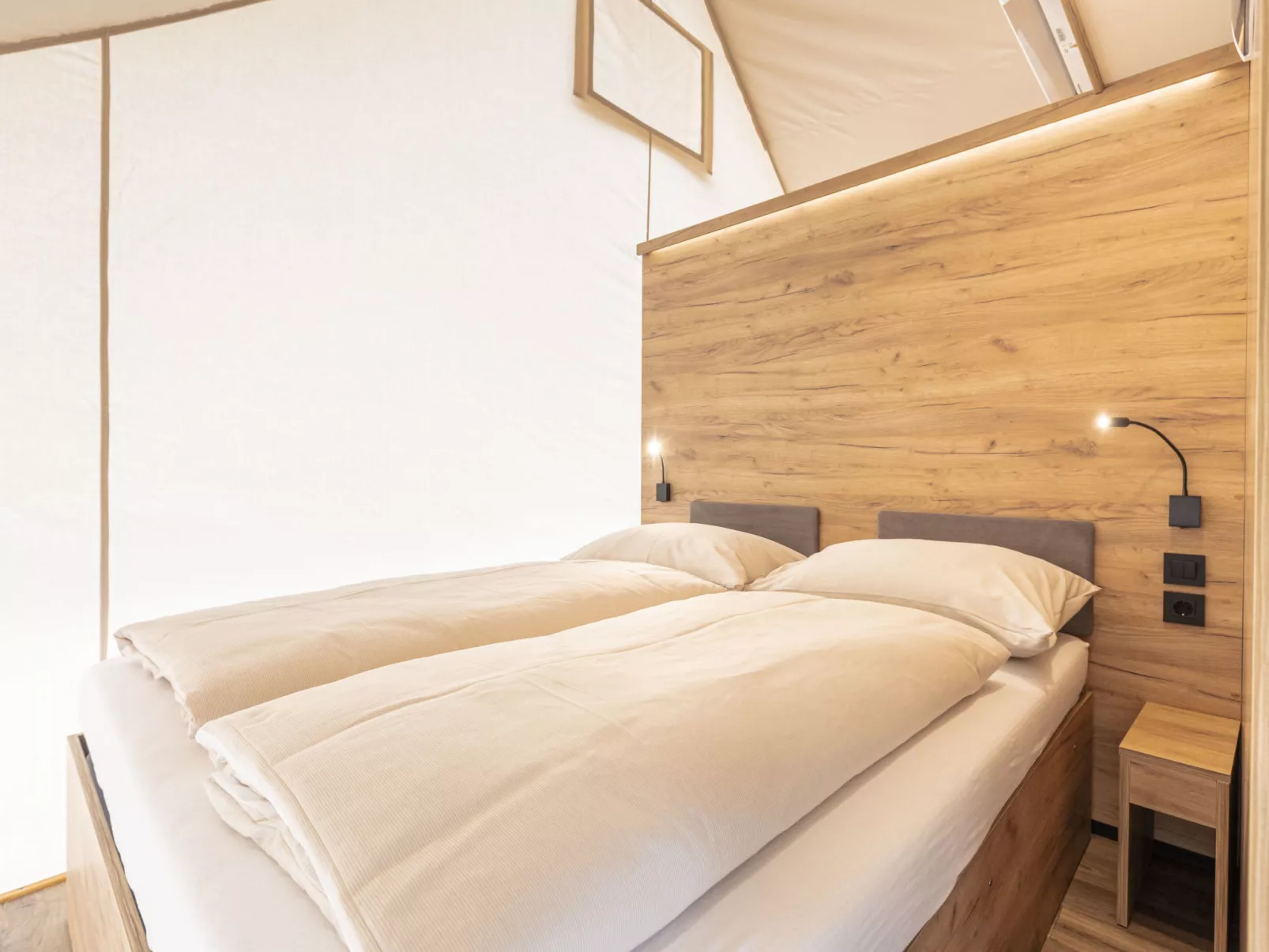 Luxuszelt Safari für 6 Personen-Inside