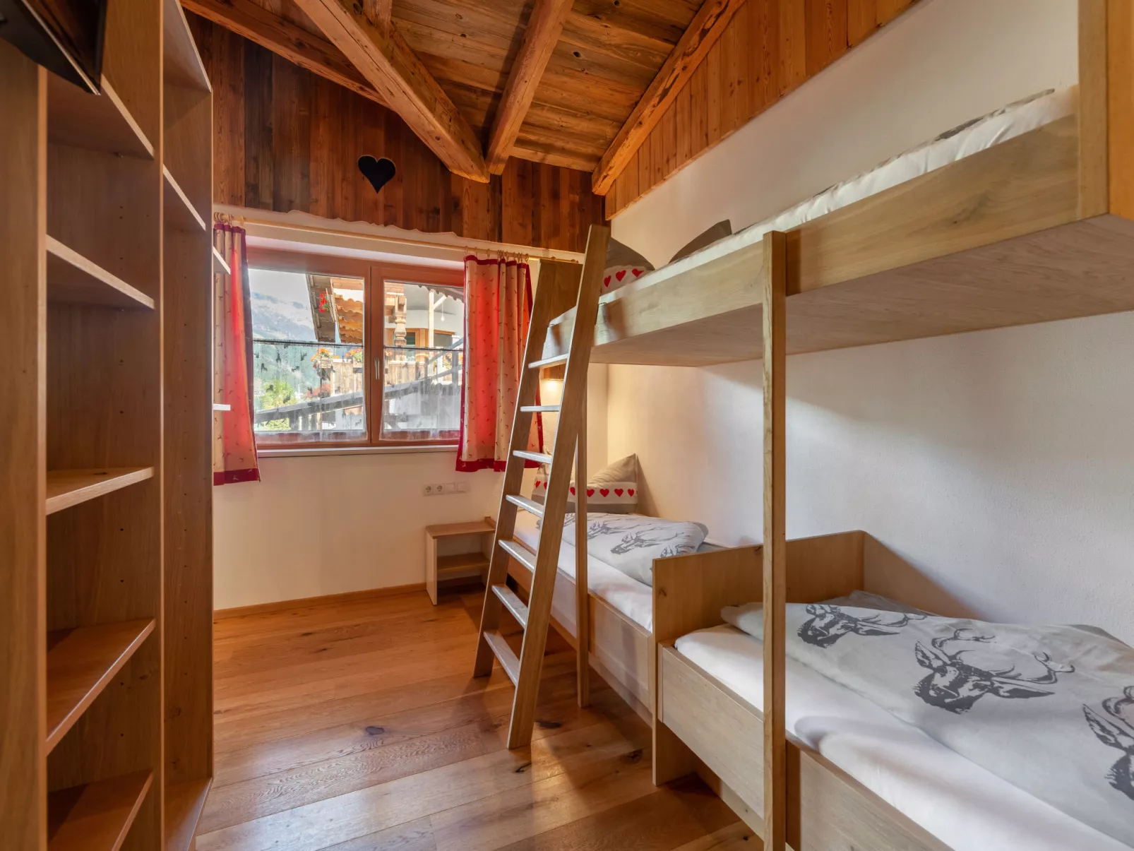 Chalet Modern Life-Inside