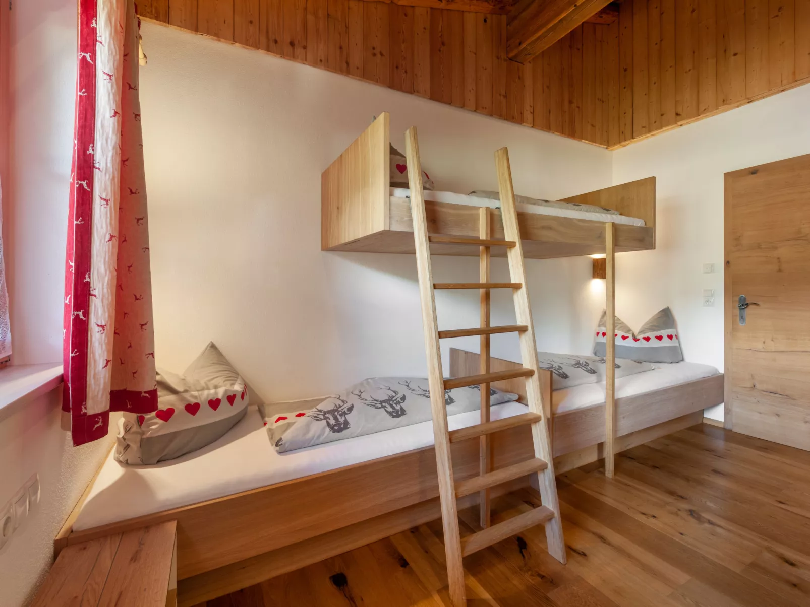 Chalet Modern Life-Inside