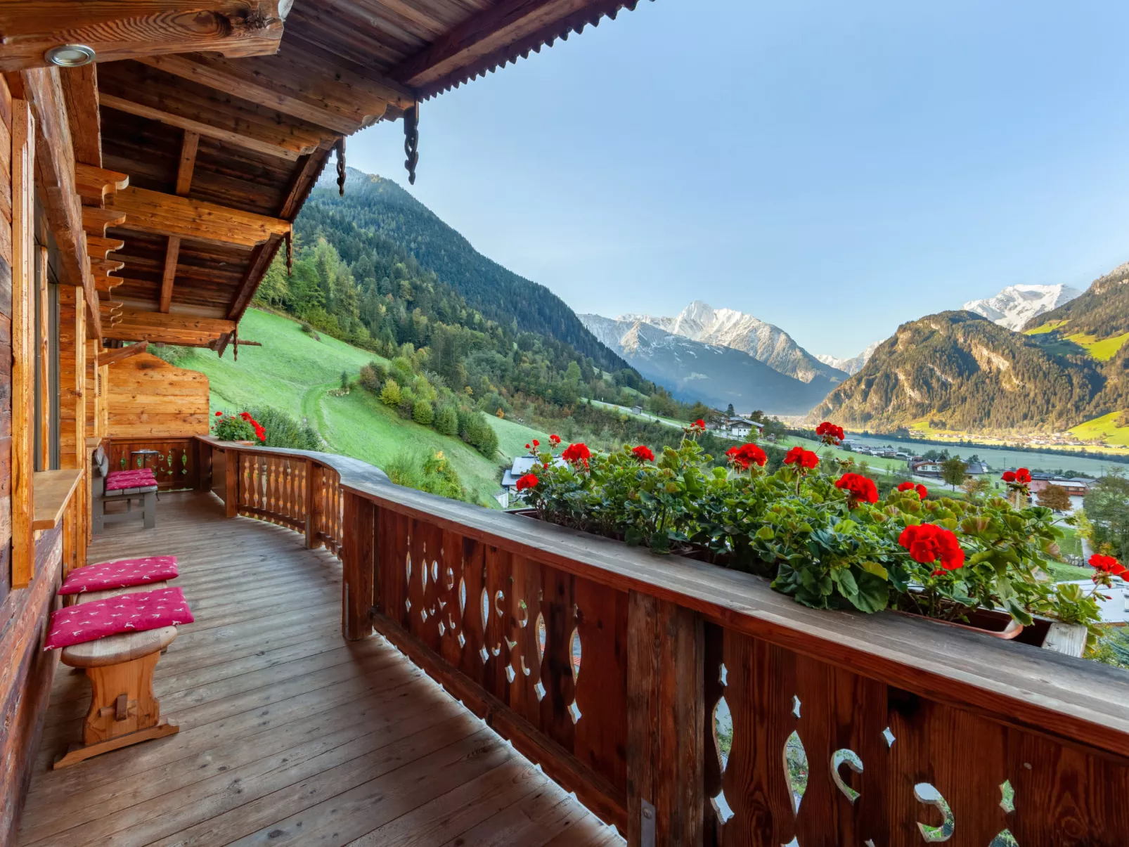 Chalet Modern Life-Outside