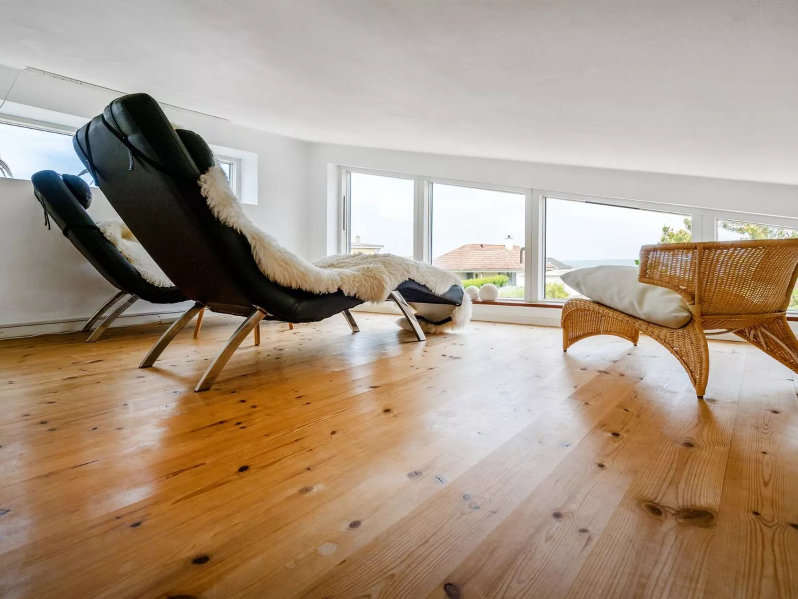 "Biorn" - 70m from the sea-Drinnen