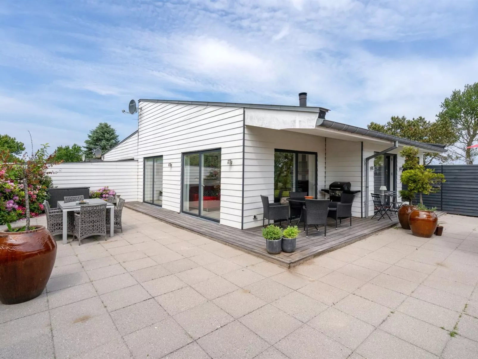 "Biorn" - 70m from the sea-Draußen