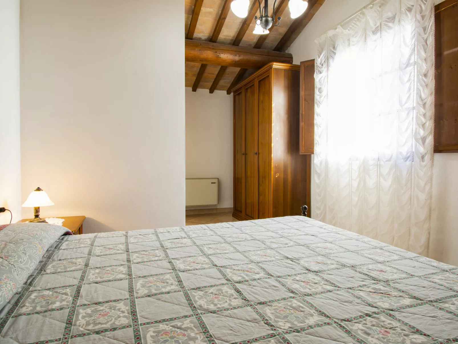 Belvedere (CET122)-Inside