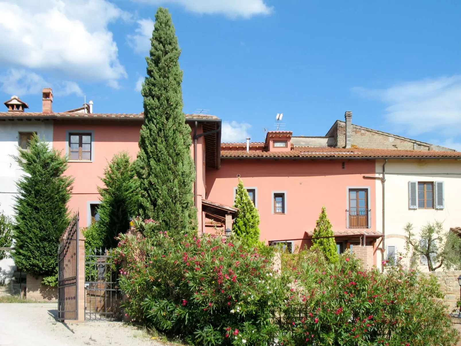 Giuggiolo (CET124)-Outside