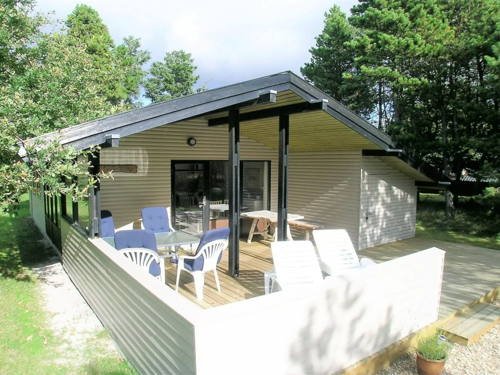 "Borghild" - 1.5km from the sea-Inside