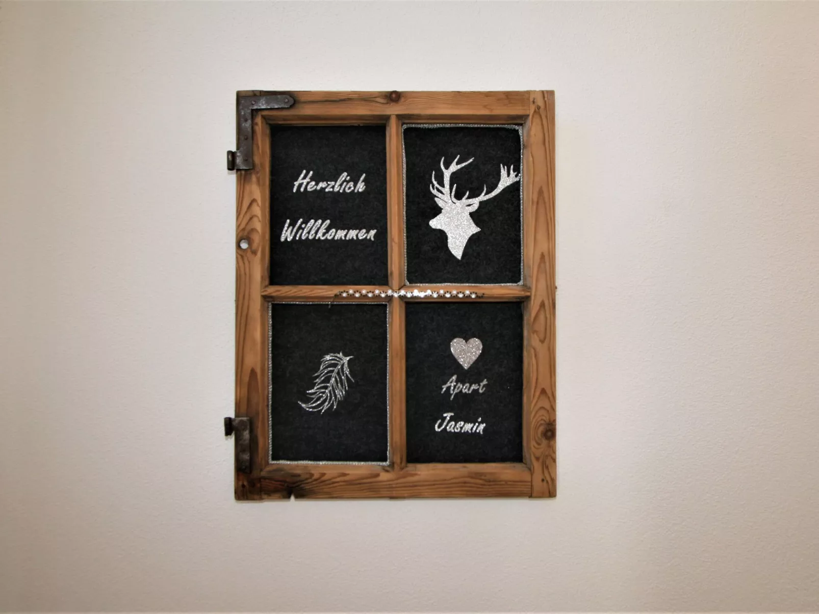 Apart Jasmin-Inside