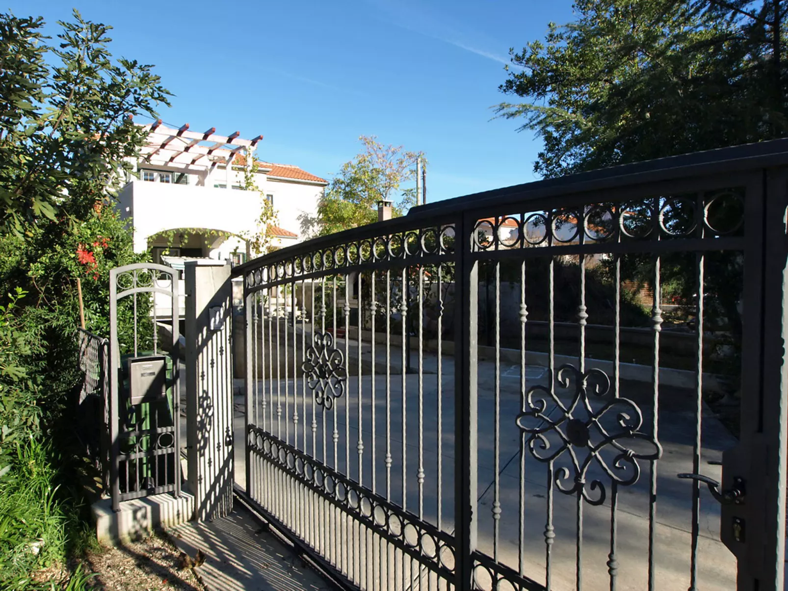 Bila Vila-Outside