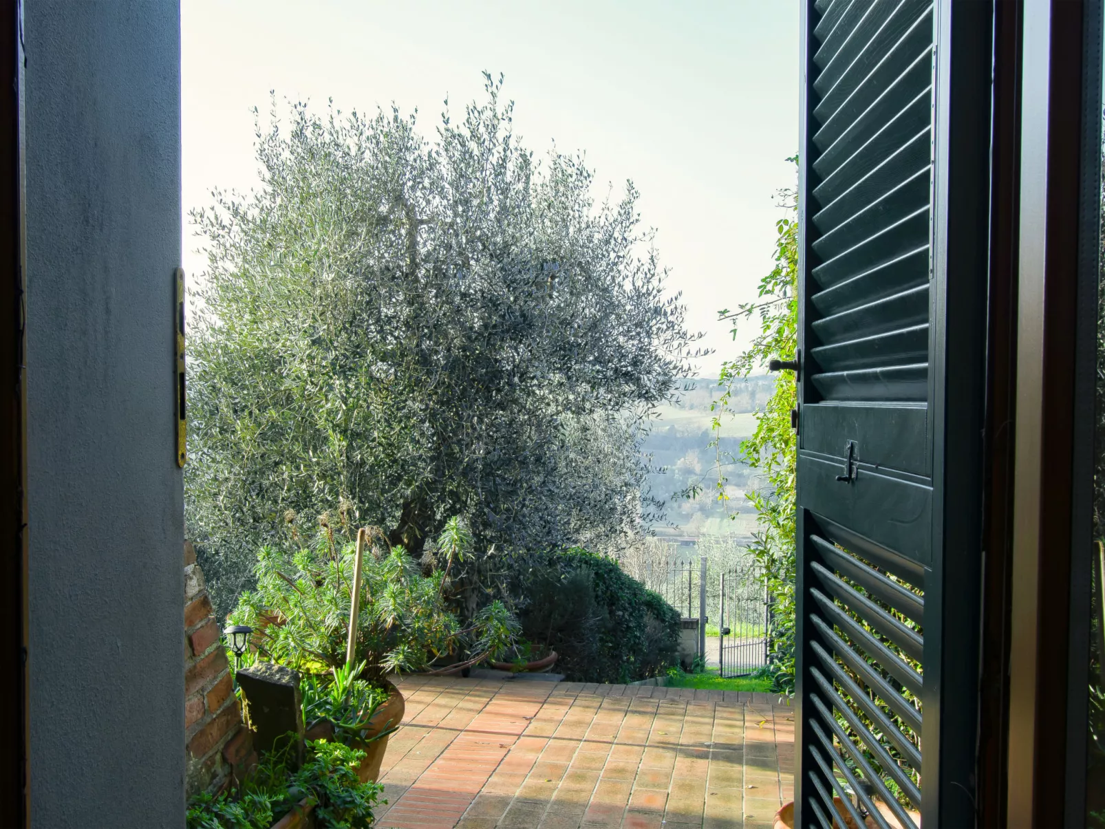 Torre di Meo-Outside