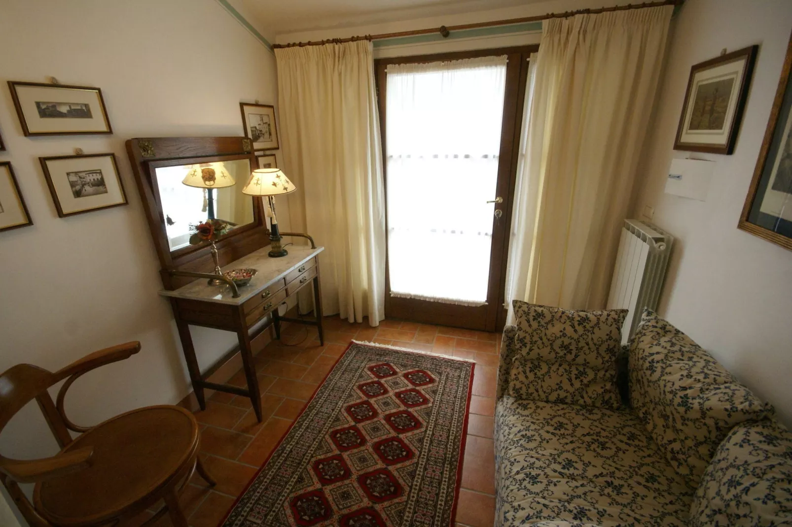Pozzo-Living room