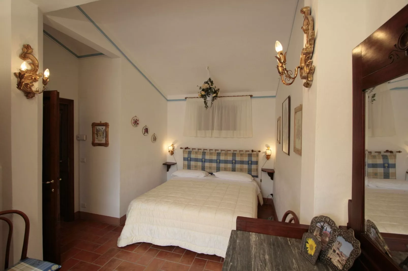Pozzo-Bedroom