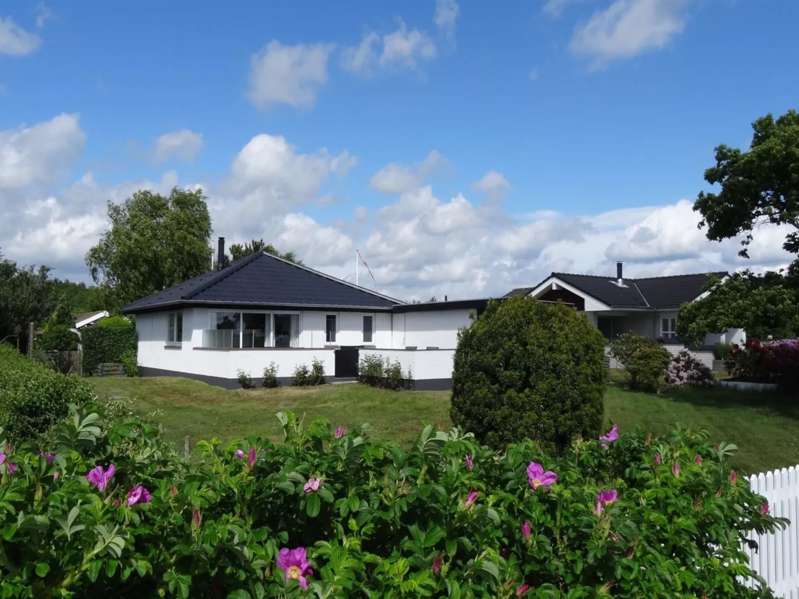 "Mayla" - 50m from the sea-Draußen