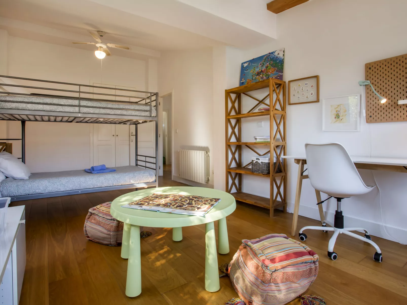 Casa Mirlo-Inside