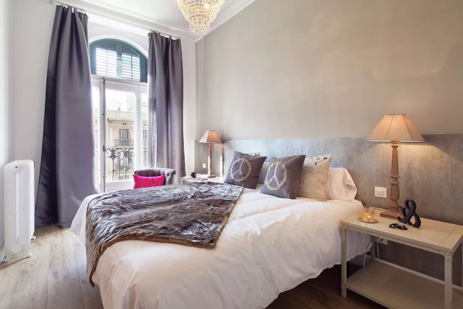 Catalunya Palace Apartment