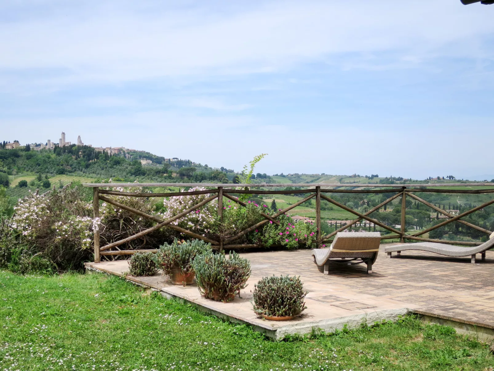Le Fonti di Santa Lucia-Draußen