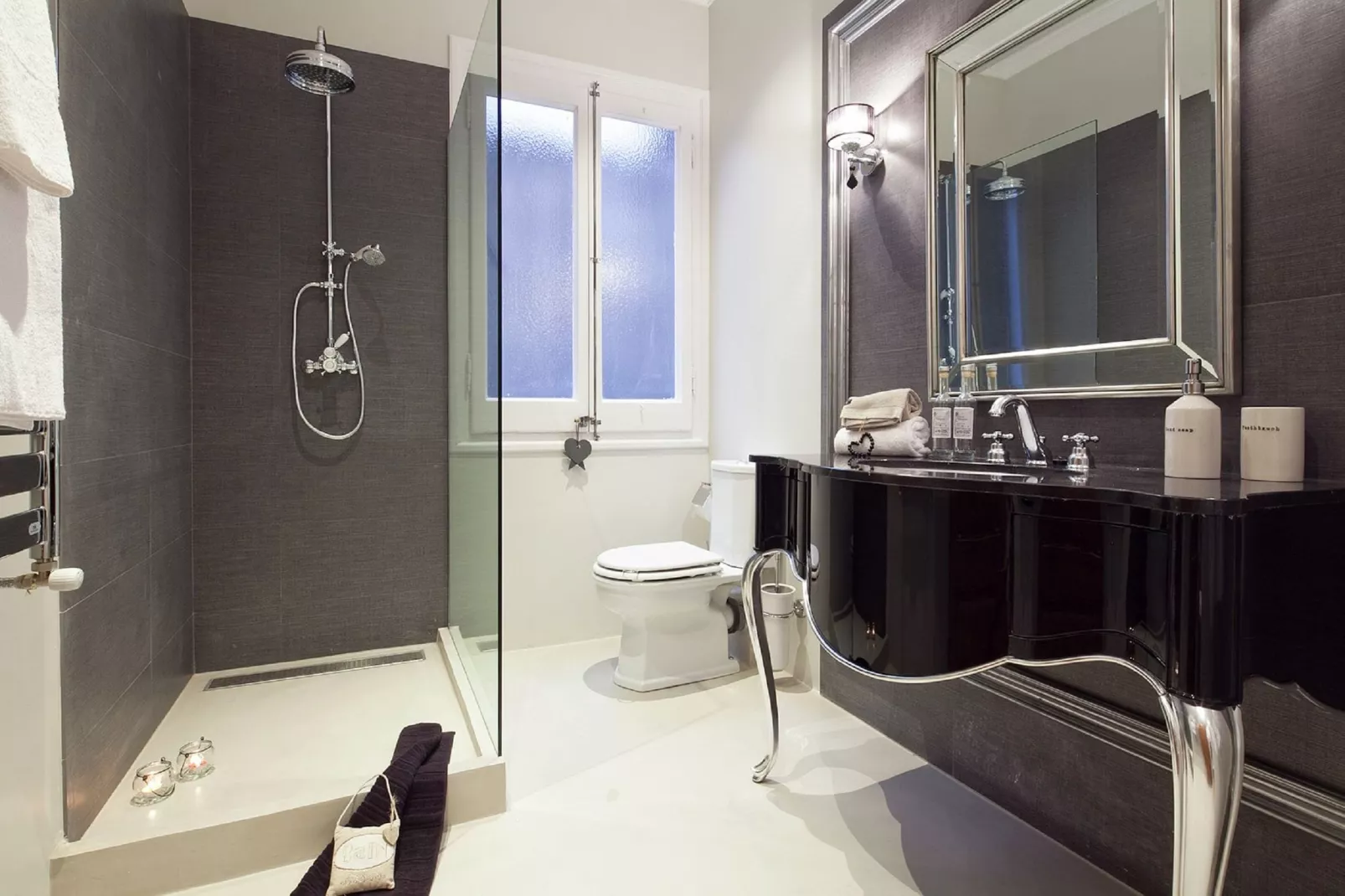 Catalunya Palace Apartment-Salle de bain