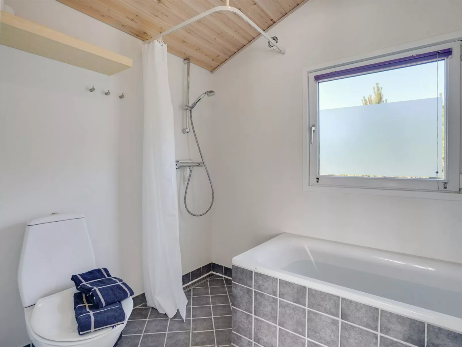 "Kanerva" - 350m from the sea-Inside